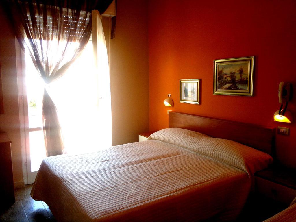 Hotel Simon Rimini Pokój zdjęcie