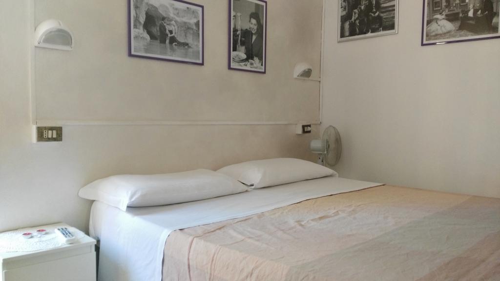 Hotel Simon Rimini Zewnętrze zdjęcie