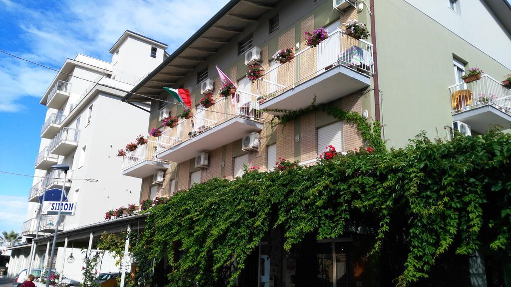 Hotel Simon Rimini Zewnętrze zdjęcie