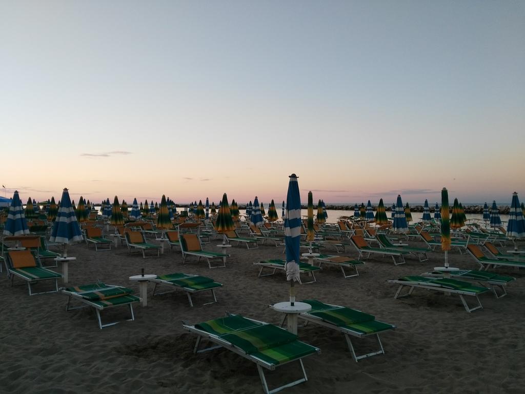 Hotel Simon Rimini Zewnętrze zdjęcie